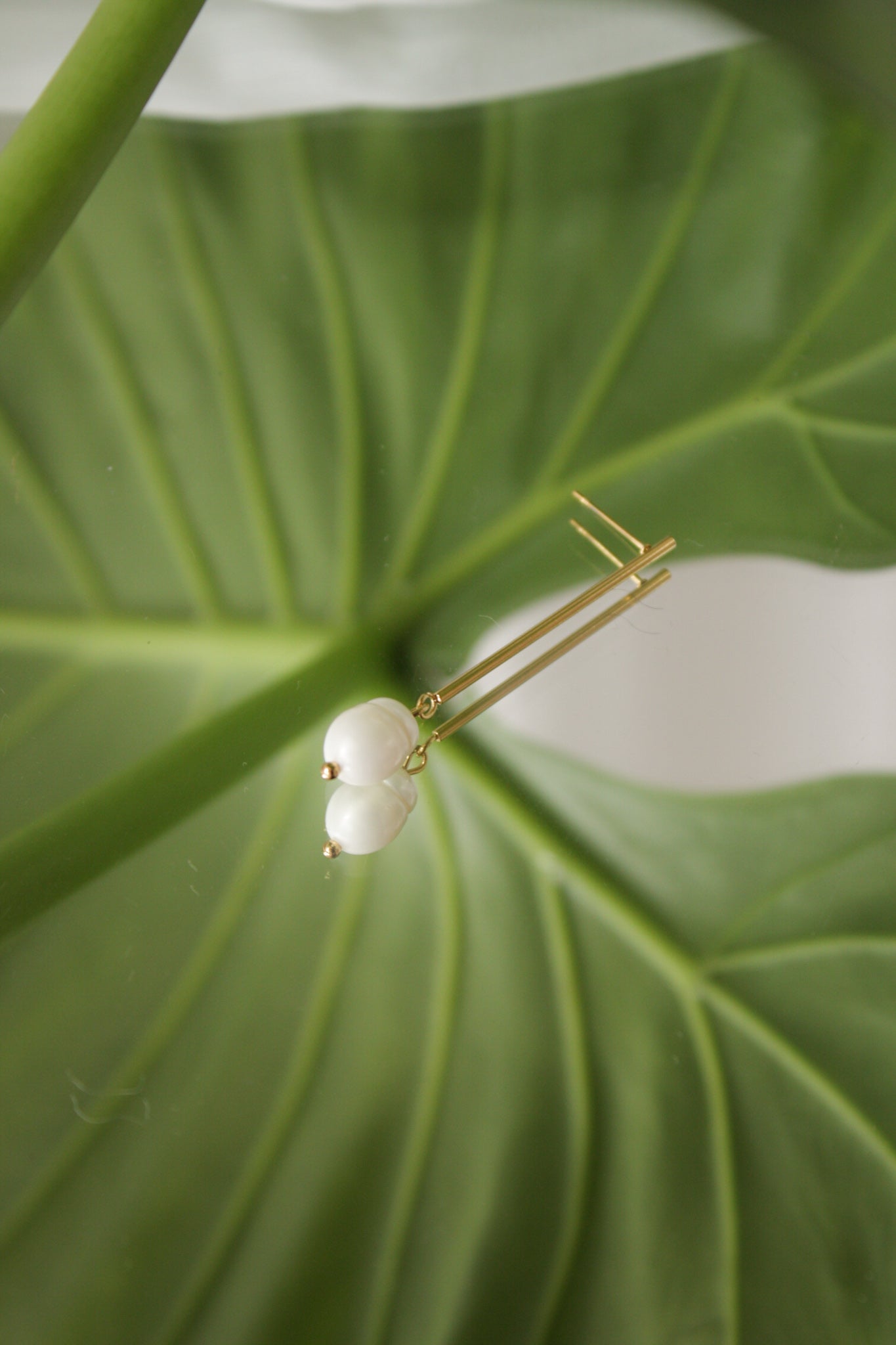 Line My Pearls Basic