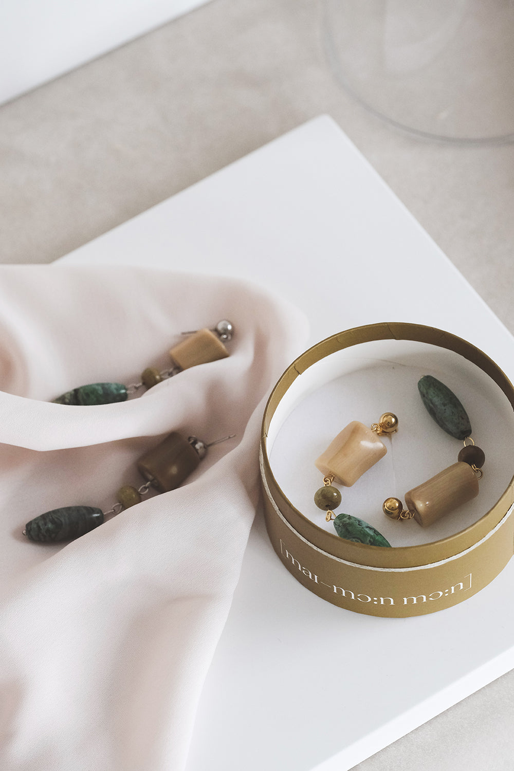 Betty Coral Stone | Gold